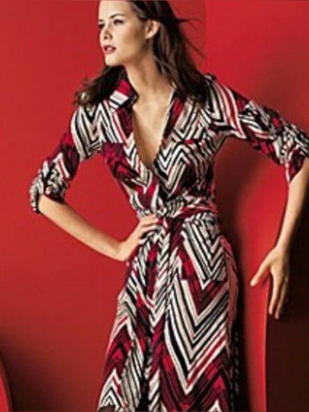 DVF Diane von Furstenberg Vintage Silk Utility Chevron Wrap Dress Red Black Sz 4